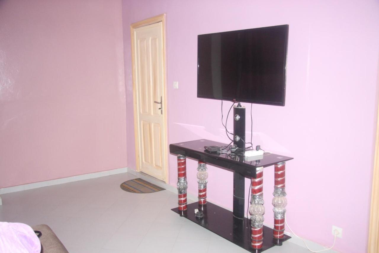 Chez Mimi Apartment Toubab Dialao Bagian luar foto