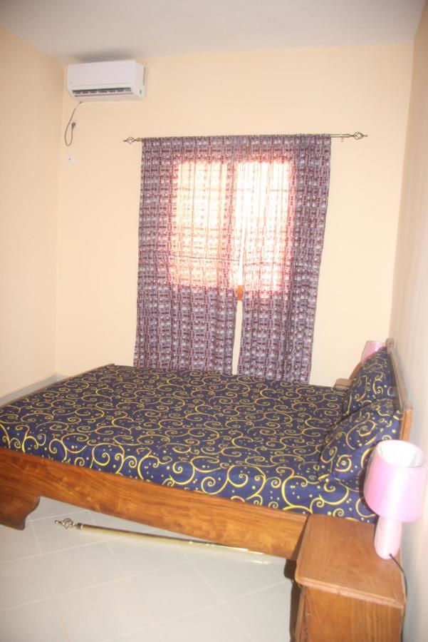 Chez Mimi Apartment Toubab Dialao Bagian luar foto
